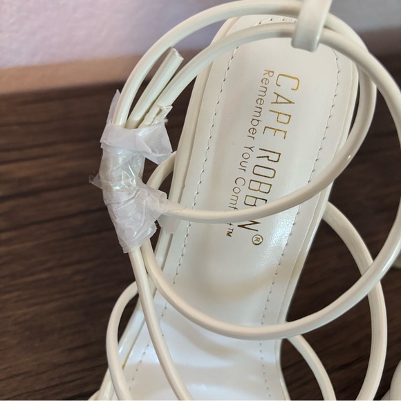 white heels shoes size 5.5 - Picture 2 of 5